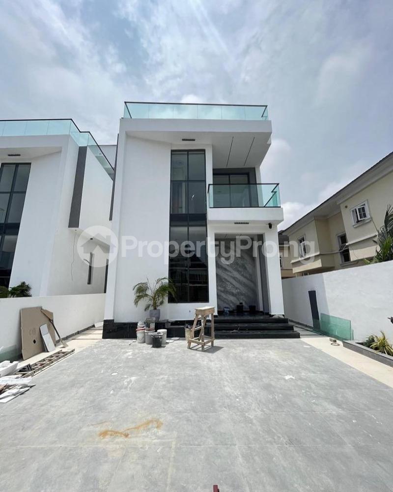 5 bedroom House for sale chevron Lekki Lagos
