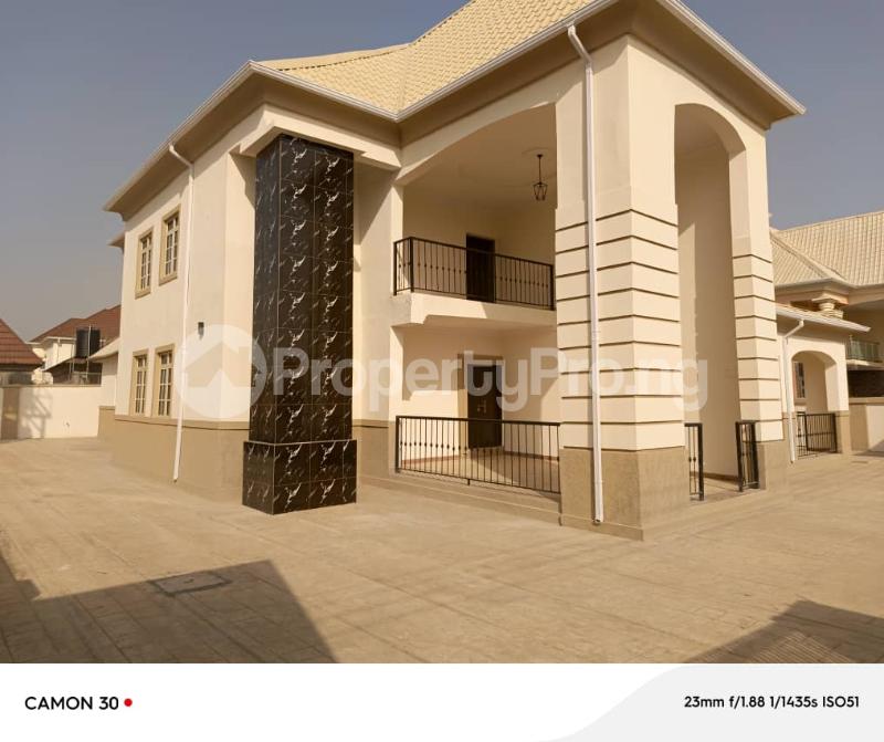 5 bedroom House for rent Dakwo Axis Close To Sunnyvale Estate Lokogoma Abuja