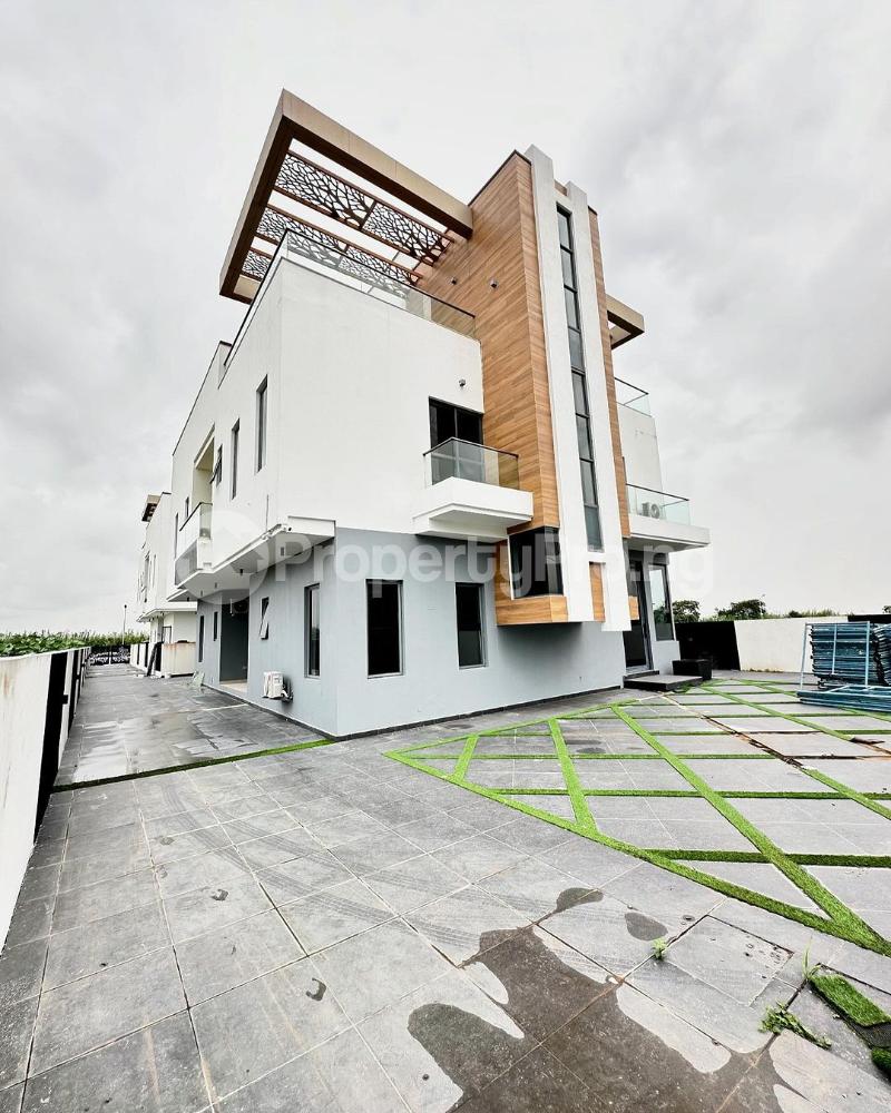 5 bedroom House for sale Osapa london Lekki Lagos