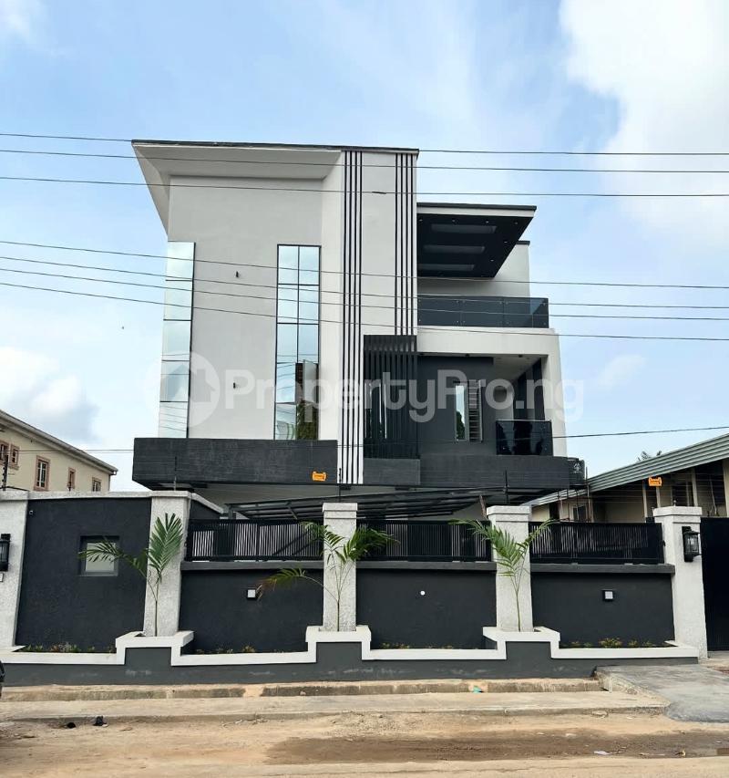 5 bedroom House for sale Omole phase 1 Ojodu Lagos