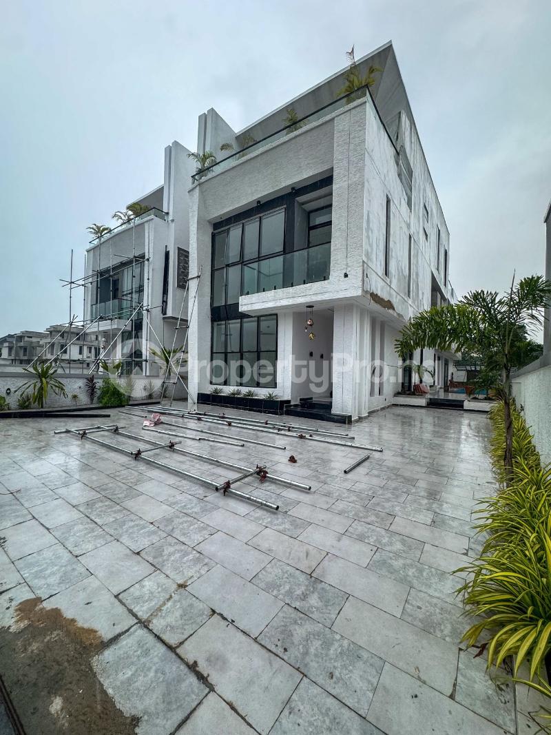 6 bedroom House for sale Royal Gardens Ajah Lagos