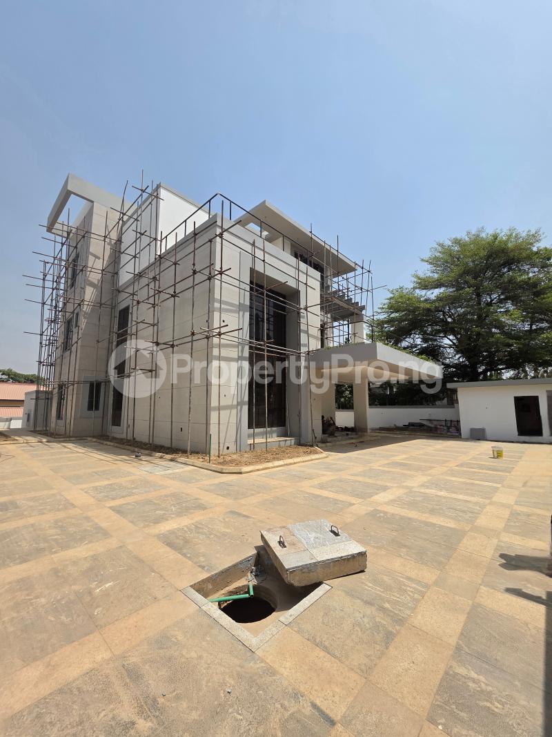 6 bedroom House for sale Maitama Abuja