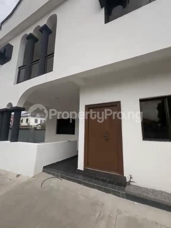7 bedroom House for rent Wuse Zone 5, Wuse, Abuja Wuse 1 Abuja
