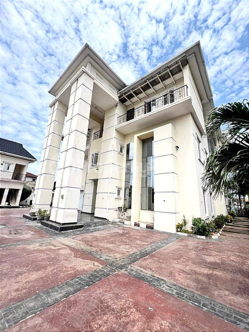 8 bedroom House for sale Lekki Phase 1 Lekki Lagos - 0