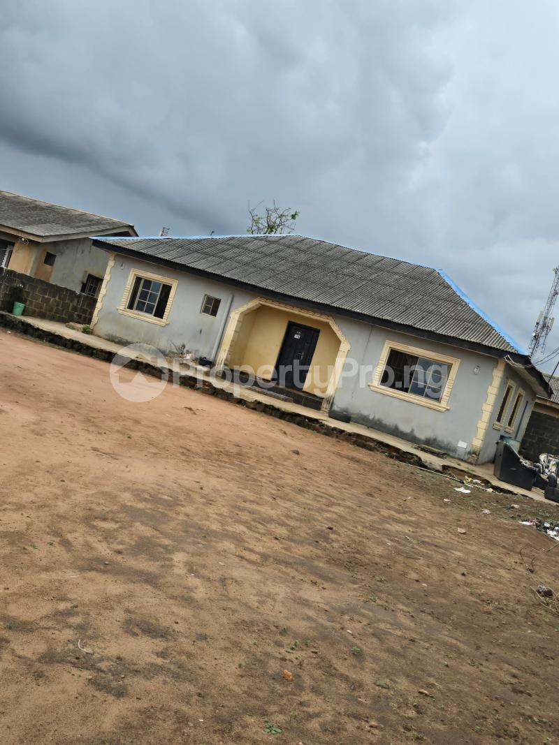 3 bedroom House for sale Off Isefun Road Ayobo Ipaja Lagos