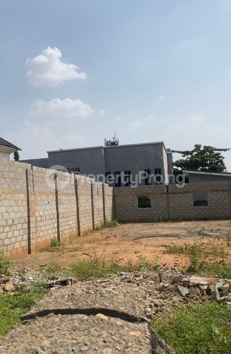 Land for rent Off 4th Avenue Gwarinpa Abuja