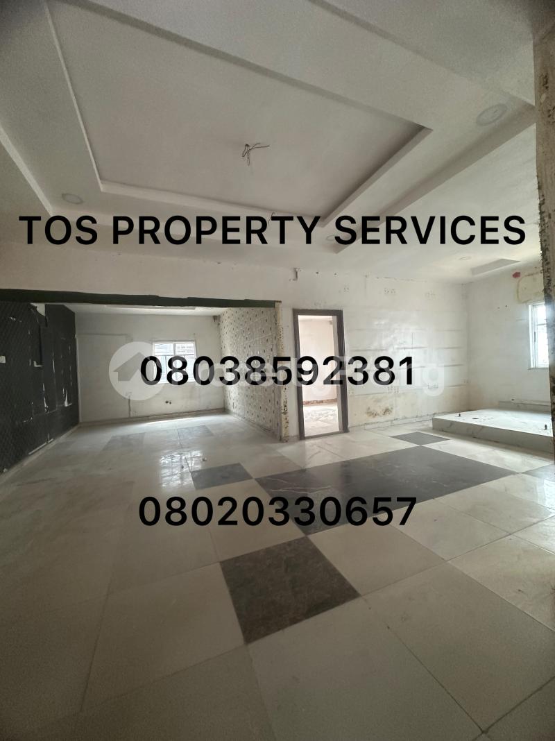 Commercial Property for rent Yaba, Lagos. Yaba Lagos