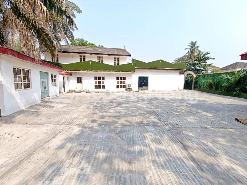 Commercial Property for rent Lekki Phase 1 Lekki Lagos