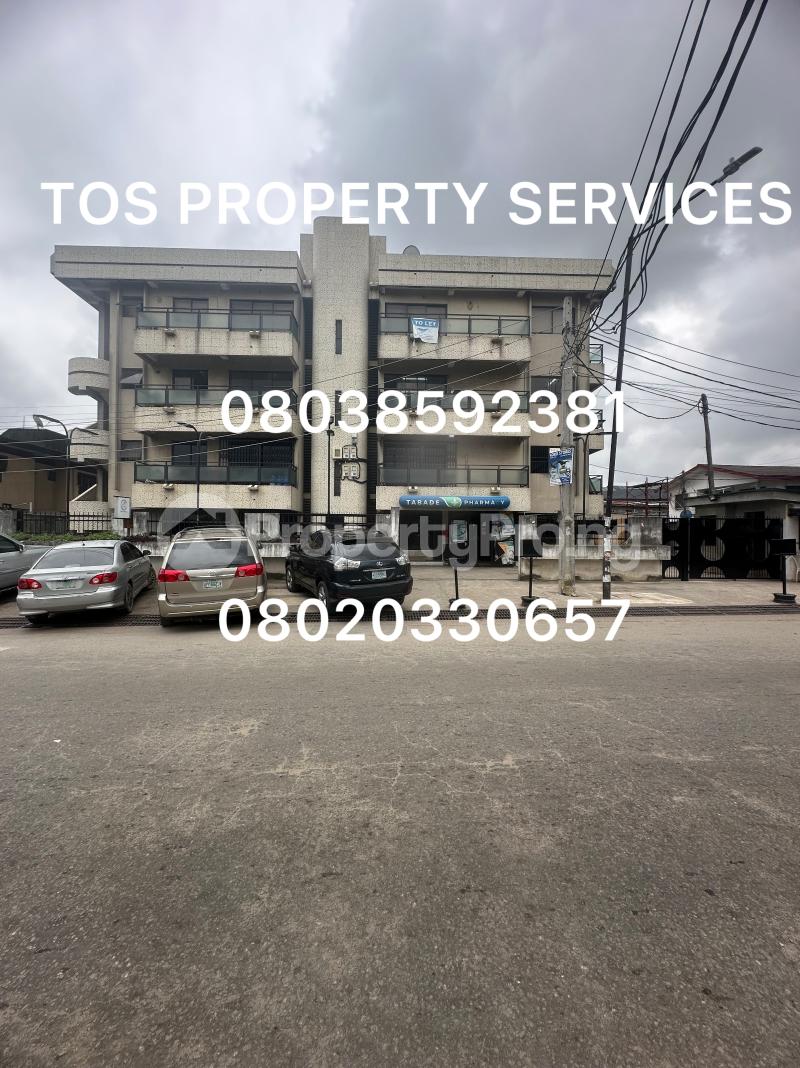 Commercial Property for rent Onike Roundabout, Yaba Lagos - 0