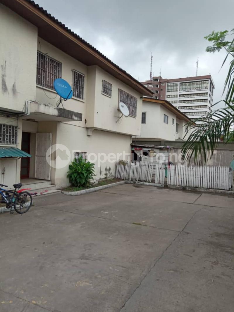 House for rent Off Oyin Jolayemi Sanusi Fafunwa Victoria Island Lagos