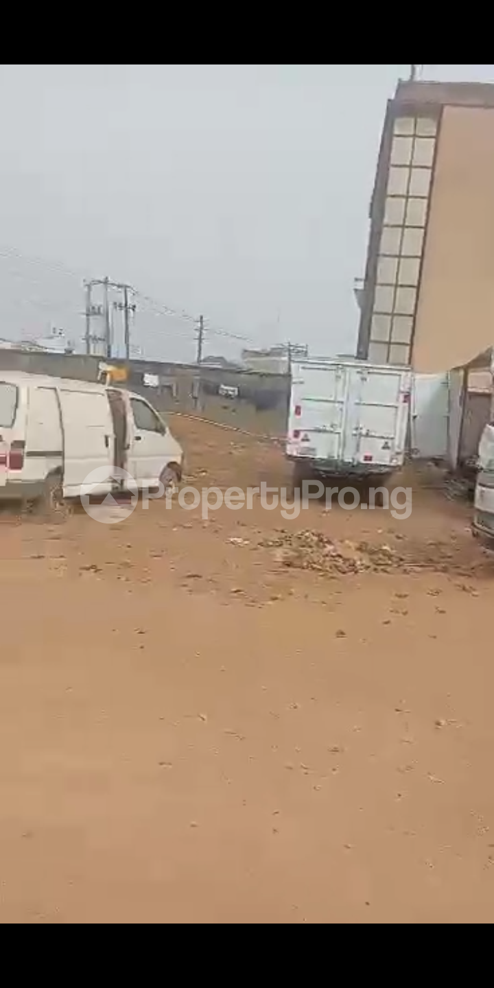 Land for sale Facing The Expressway On Airport Road(Ikeja) Ikeja Lagos