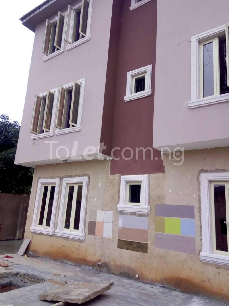 1 bedroom Flat / Apartment for rent Jibowu Close To Yaba Tech Lagos