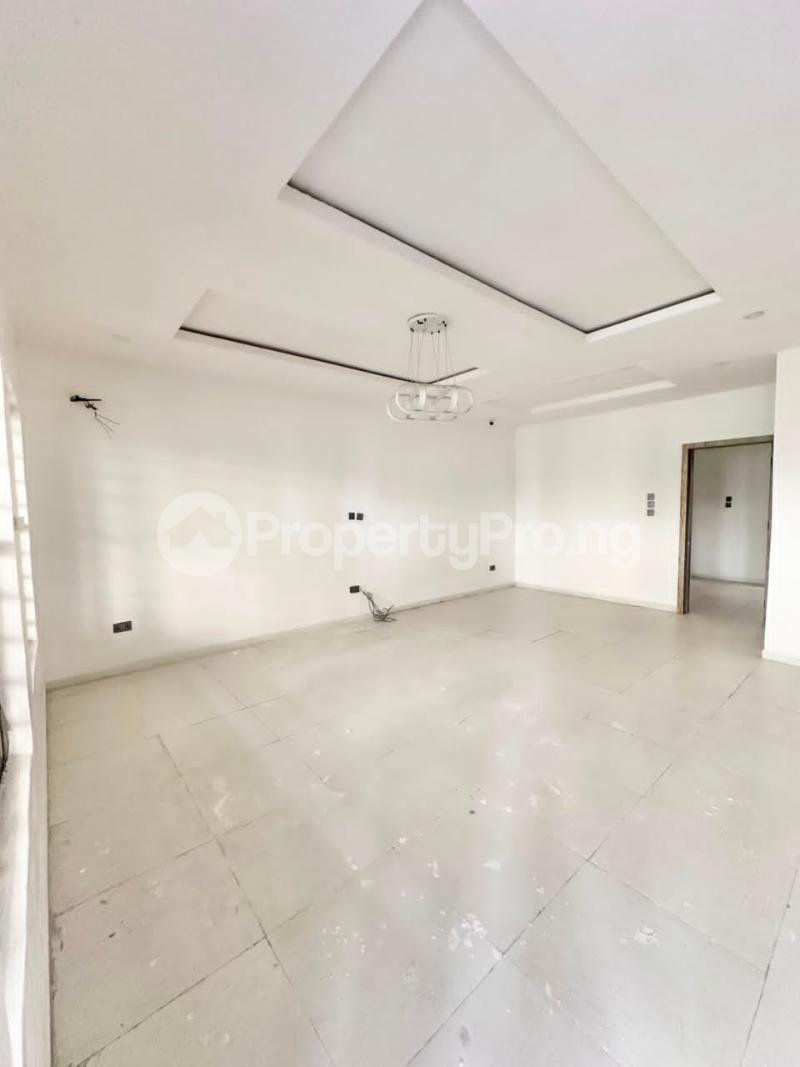 1 bedroom Flat / Apartment for rent Estate Orchid Lekki Lagos