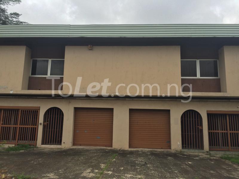 10 Bedroom House in Iwaya Yaba Lagos House for sale in yaba House