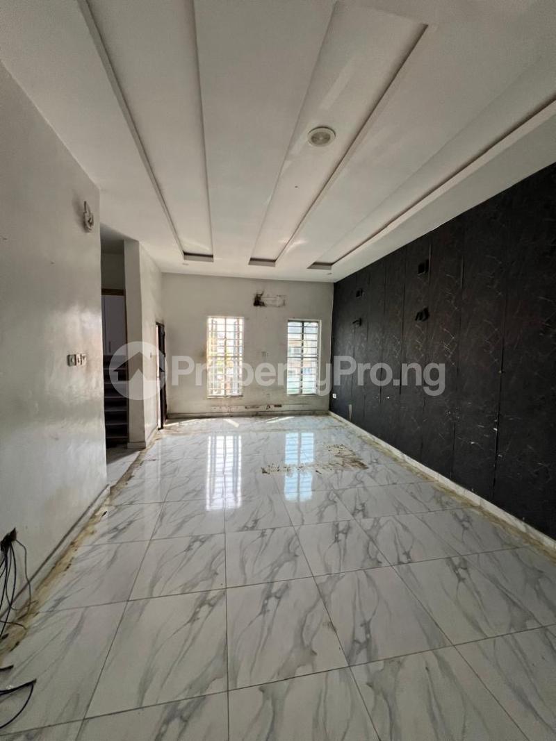 Flat / Apartment for rent Chevy View Estate chevron Lekki Lagos