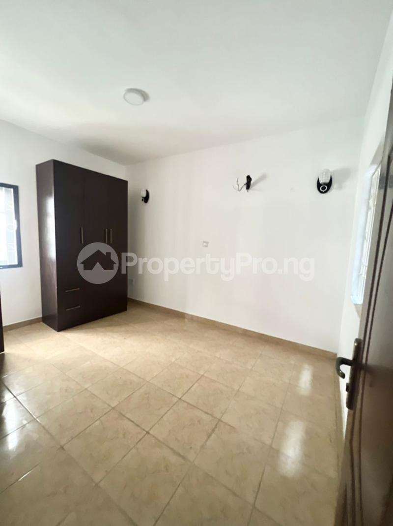 1 bedroom Flat / Apartment for rent Estate Canaan Estate Ajah Lagos