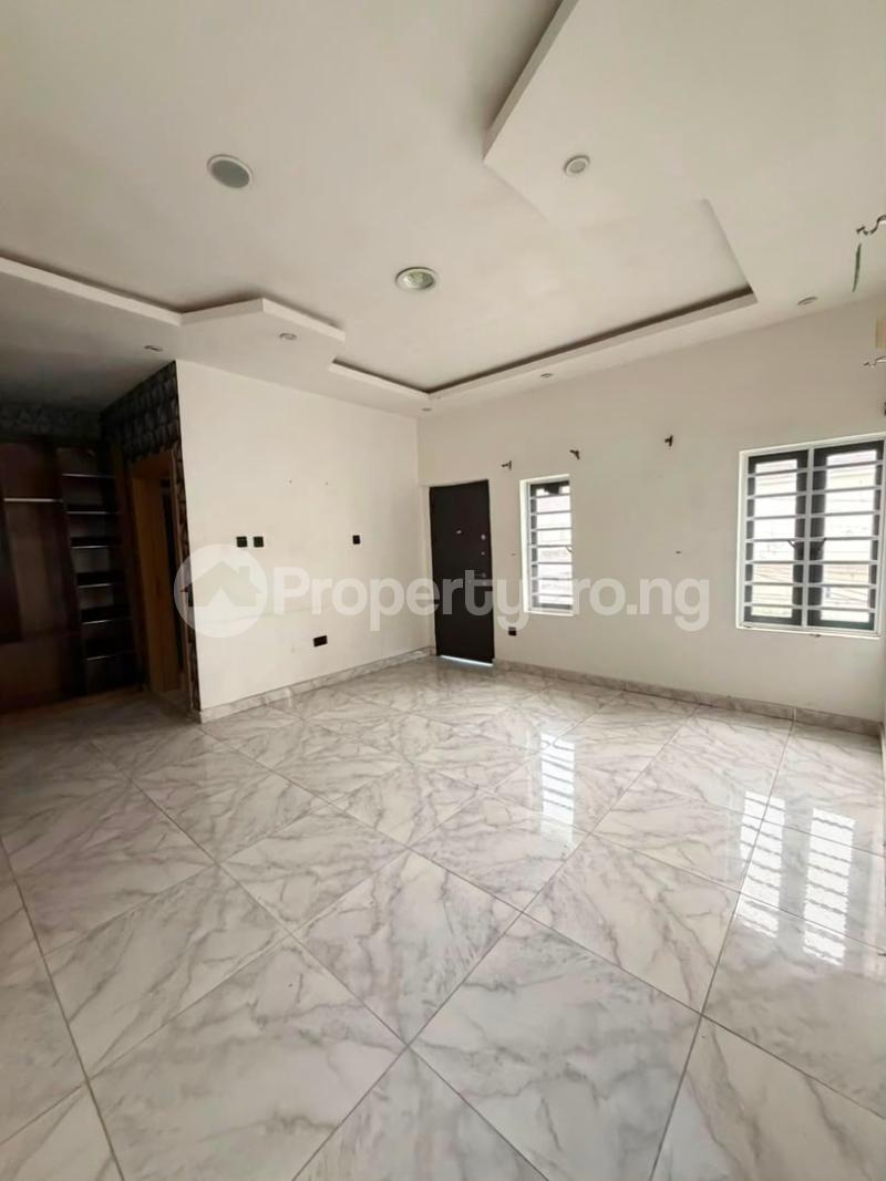 1 bedroom Flat / Apartment for rent Estate Orchid Lekki Lagos