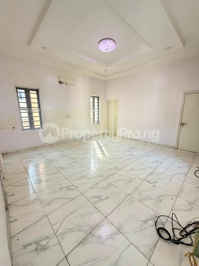 Flat / Apartment for rent Osapa london Lekki Lagos