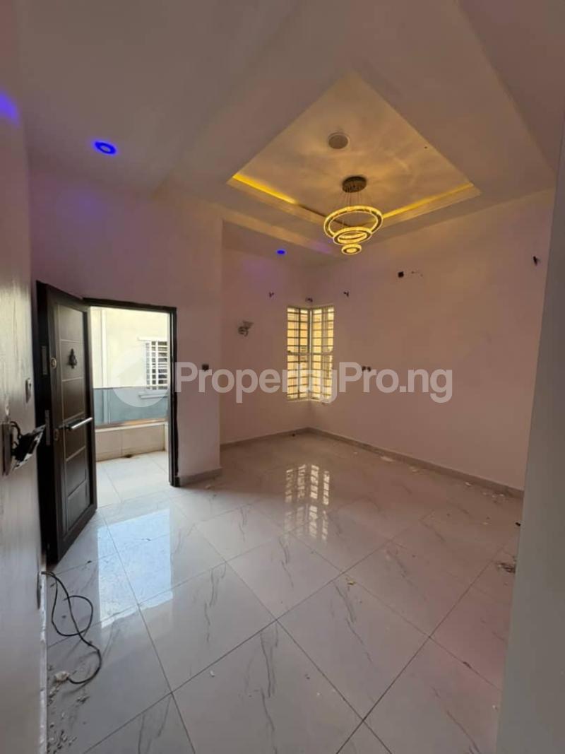 1 bedroom Flat / Apartment for rent Orchid Road, Lekki. Before The Roundabout orchid Lekki Lagos