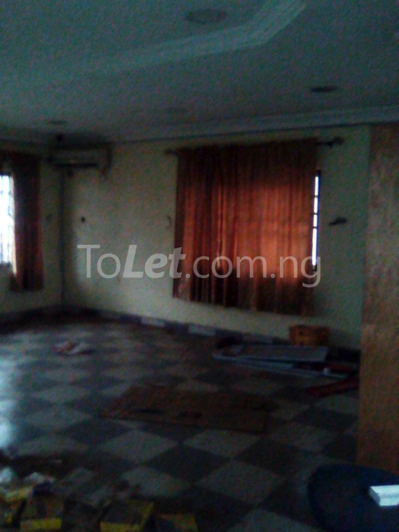 1 bedroom Commercial Property for rent Johnson Ijesha Surulere Lagos