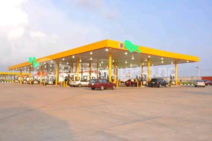 Commercial Property for sale Airport Road Lugbe Abuja