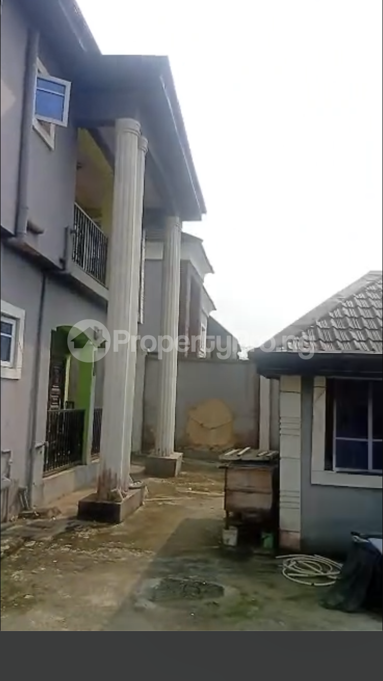 4 bedroom House for sale Magboro Obafemi Owode Ogun