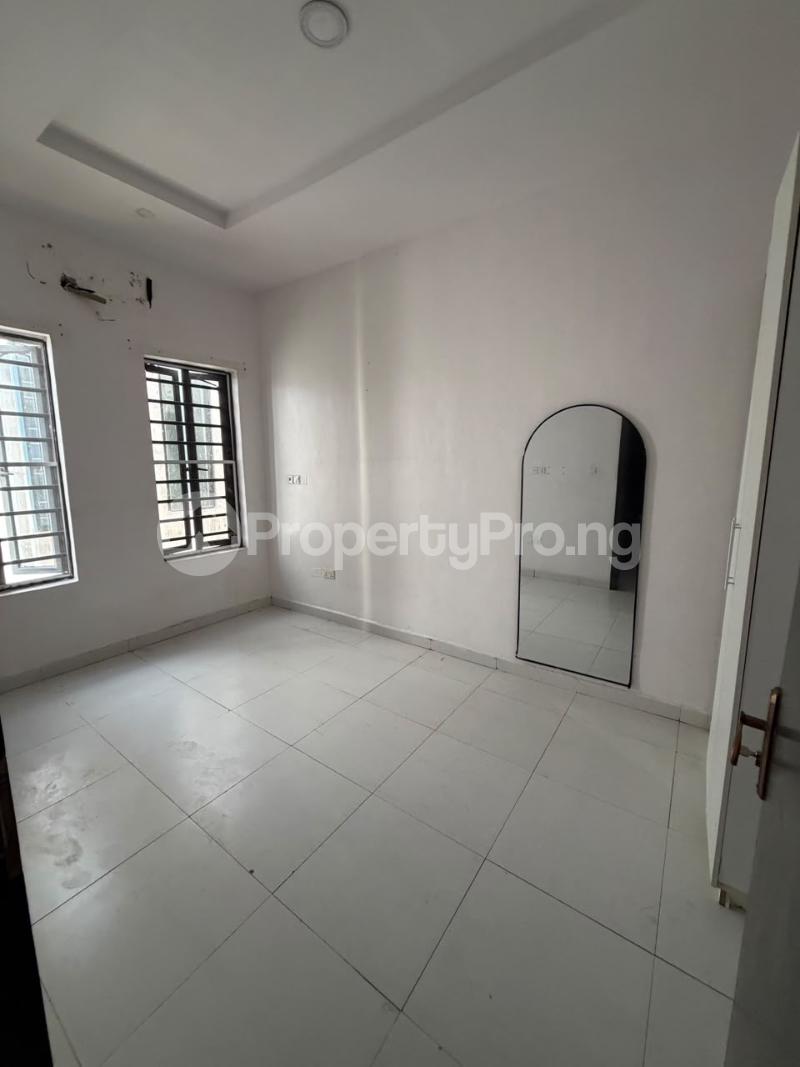 1 bedroom Flat / Apartment for rent Western Avenue Surulere Lagos