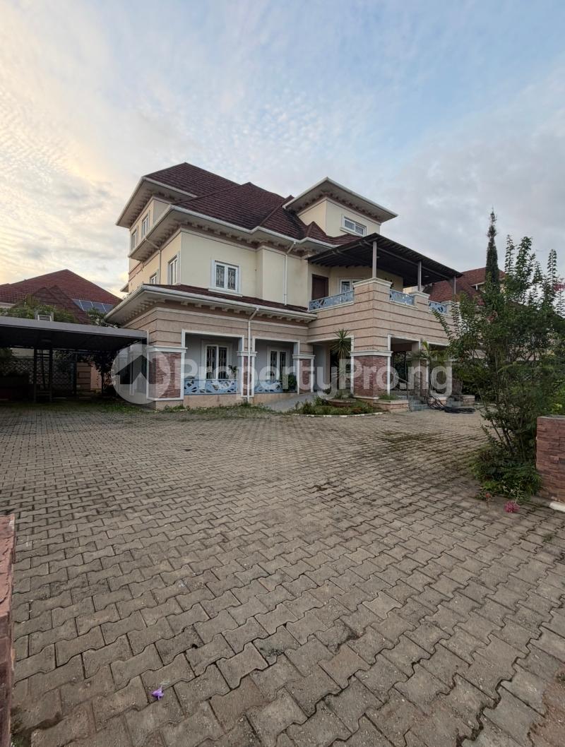 5 bedroom House for sale Maitama Abuja