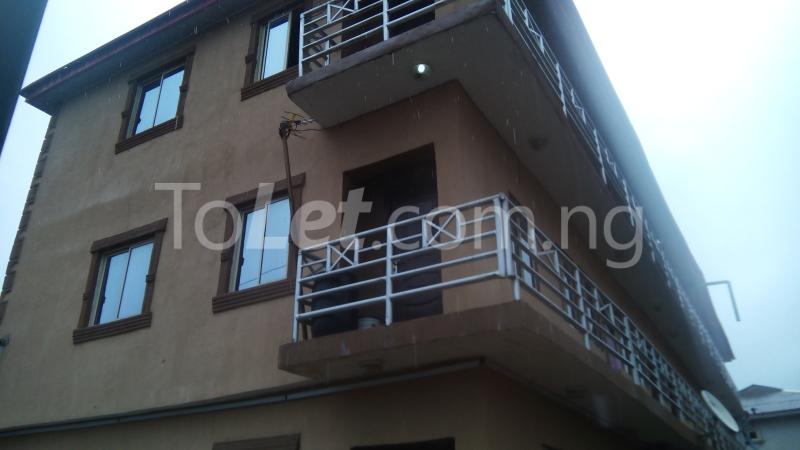 1 bedroom Flat / Apartment for rent   Ajayi road Ogba Lagos