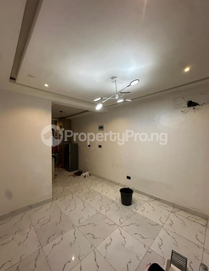 1 bedroom Flat / Apartment for rent Ologolo Lekki Lagos. Ologolo Lekki Lagos