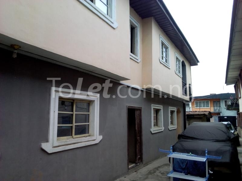 1 bedroom Flat / Apartment for rent   Akoka Yaba Lagos