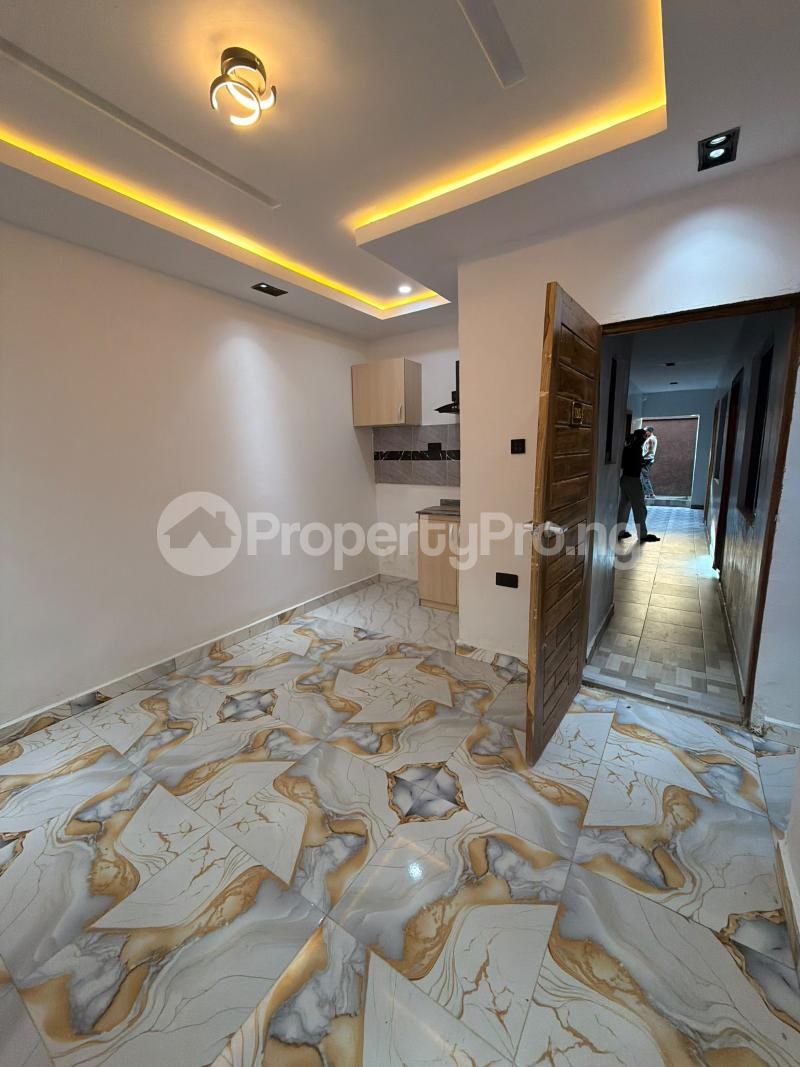 1 bedroom Flat / Apartment for rent Yaba Lagos