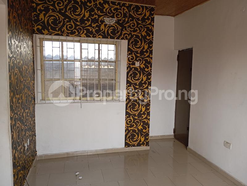 1 bedroom Flat / Apartment for rent Arowojobe Oshodi Lagos