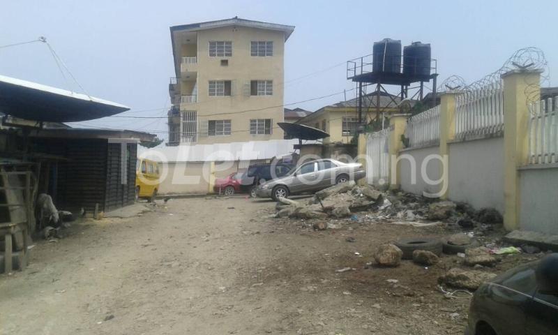 1 bedroom Flat / Apartment for rent Alagomeji Alagomeji Yaba Lagos