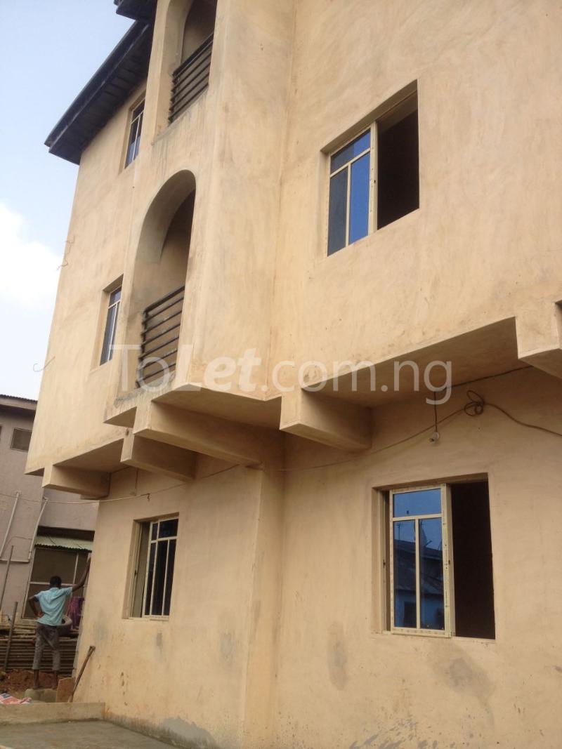 1 bedroom Flat / Apartment for rent Obanikoro Estate Obanikoro Shomolu Lagos - 0