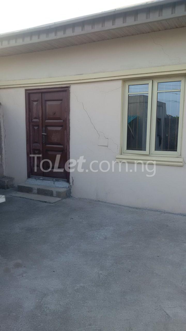 1 bedroom Flat / Apartment for rent Oke Alo Millenuim/UPS Gbagada Lagos