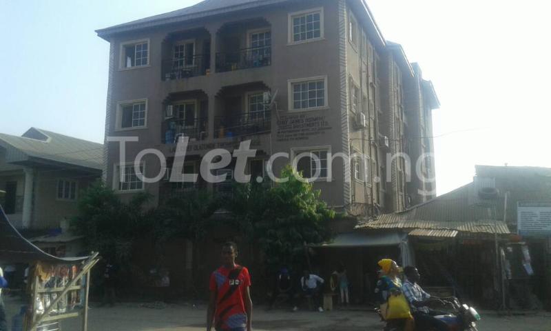 1 bedroom Flat / Apartment for rent   Lawanson Surulere Lagos