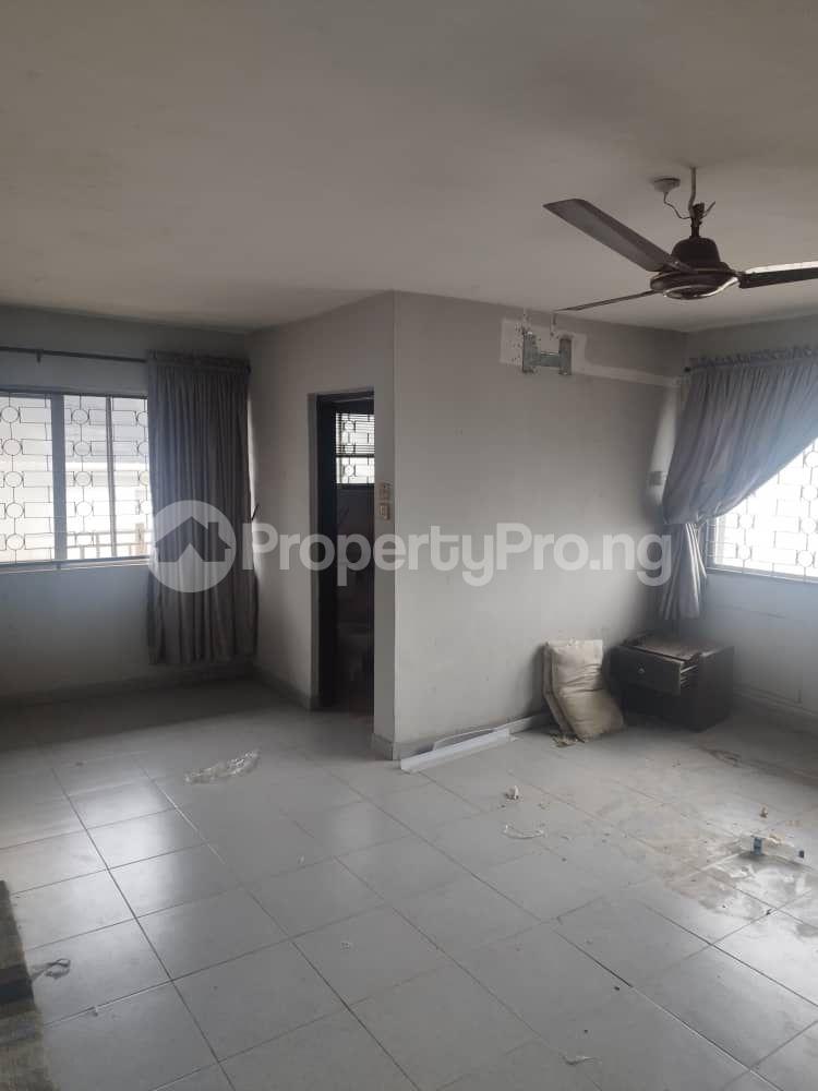 Flat / Apartment for rent New garage Gbagada Lagos