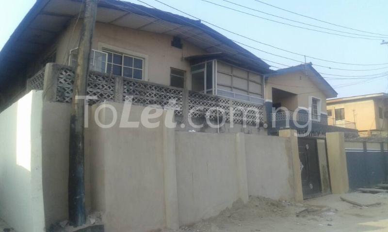 1 bedroom Flat / Apartment for rent   Lawanson Surulere Lagos