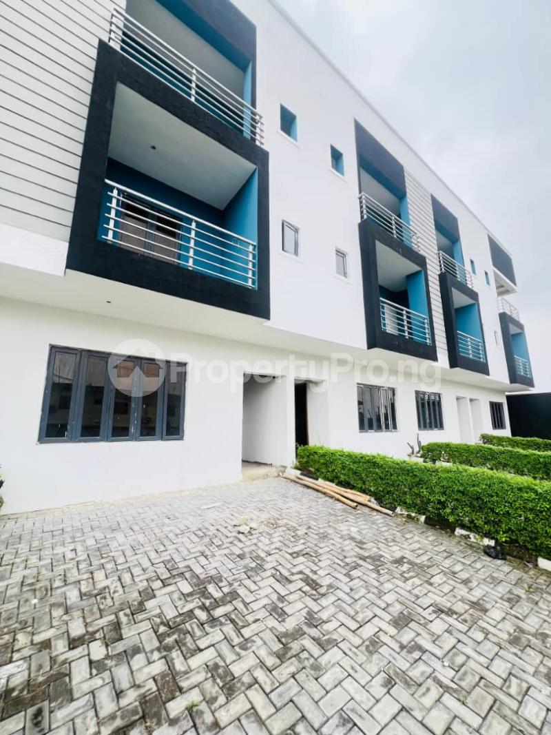 1 bedroom Flat / Apartment for rent Mafoluku Oshodi Lagos