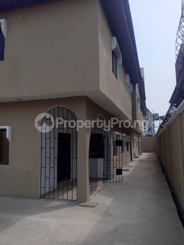 1 bedroom Flat / Apartment for rent Mafoluku Oshodi Lagos