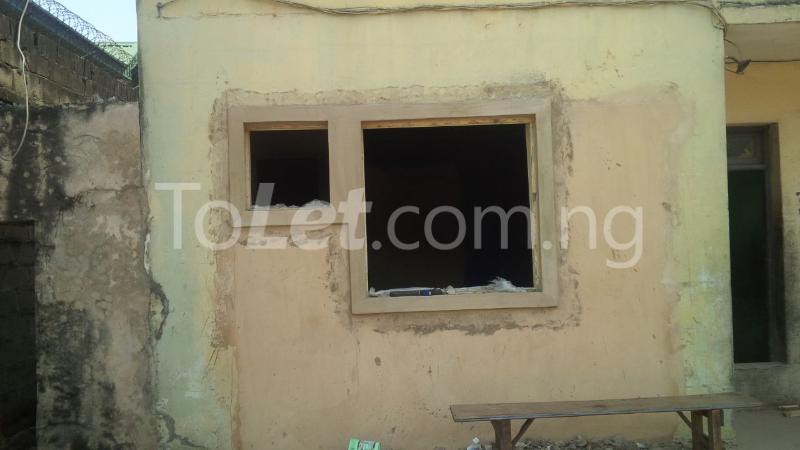 1 bedroom Flat / Apartment for rent Off Lawanson Lawanson Surulere Lagos