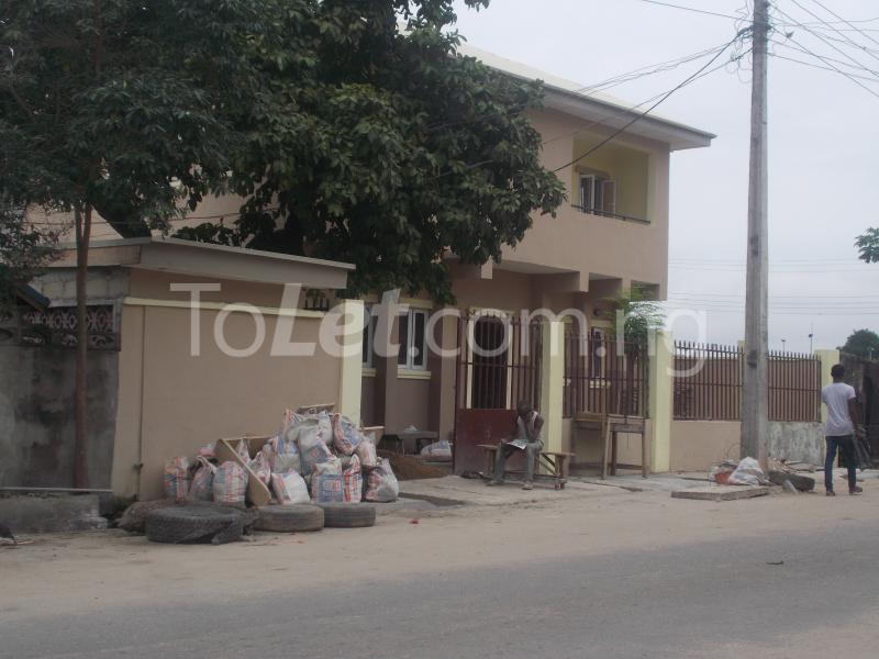 1 bedroom Flat / Apartment for rent Queen Street Alagomeji Yaba Yaba Lagos - 0