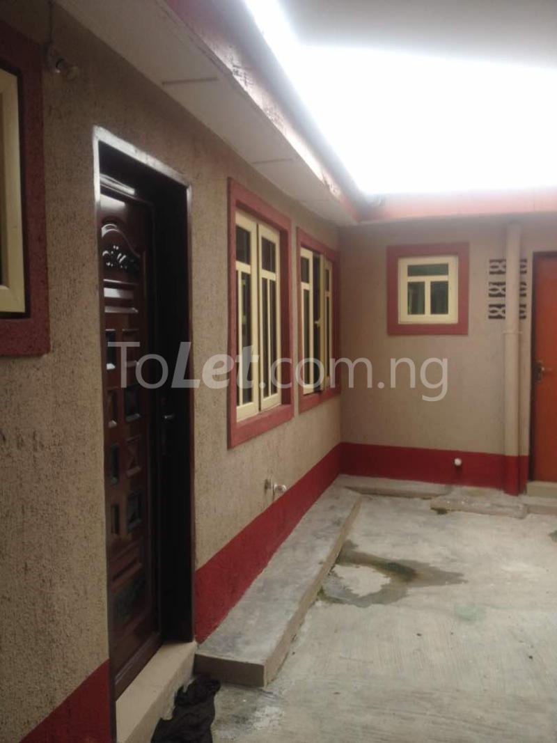 1 bedroom Flat / Apartment for rent Off Western Avenue Ogunlana Surulere Lagos
