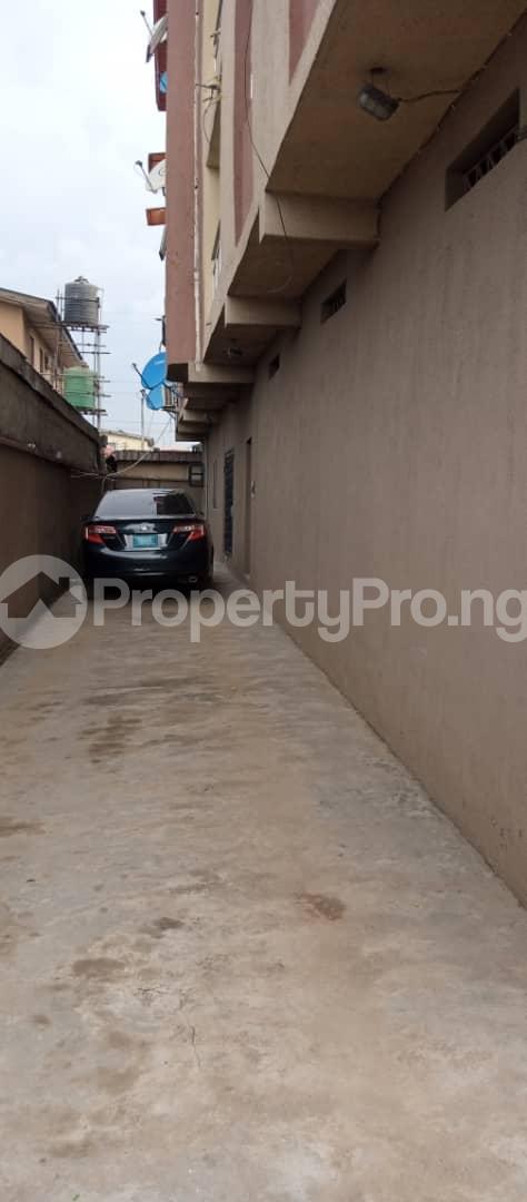 Flat / Apartment for rent Ayodele Street, Surulere Lagos