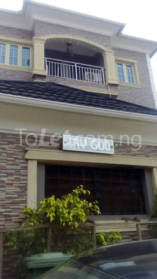 1 bedroom Flat / Apartment for rent Gbadebo Street Off Omilani Ijesha Ijesha Surulere Lagos