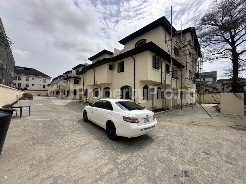 1 bedroom Flat / Apartment for rent ONIRU Victoria Island Lagos