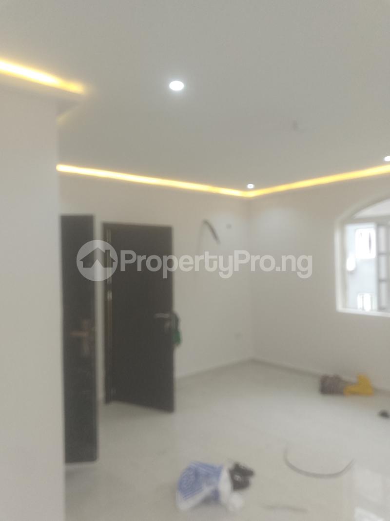 1 bedroom Flat / Apartment for rent Estate ONIRU Victoria Island Lagos