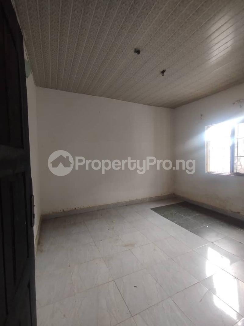 1 bedroom Flat / Apartment for rent Near School Gate Lakowe Ajah Lagos
