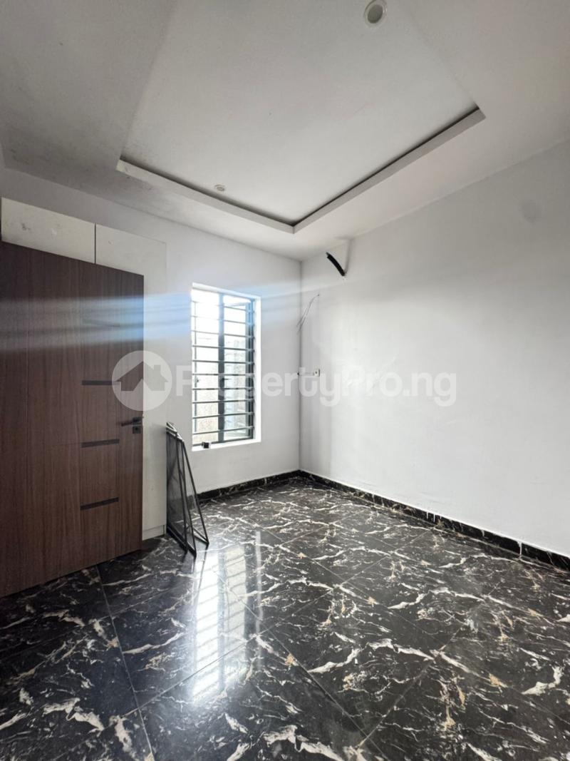 1 bedroom Flat / Apartment for rent Ijesha Surulere Lagos